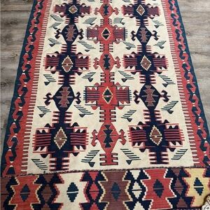 Handwoven Turkish Rug!